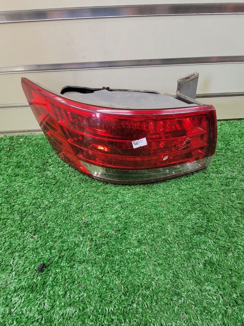 🔥06-08 Hyundai Sonata Outer Tail Light Assembly Lamp DRIVER LEFT Halogen
