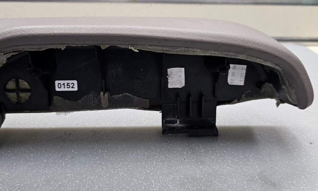 🔥03-06 Silverado SIERRA Door Panel ARMREST Front RIGHT Passenger Handle LT GRAY