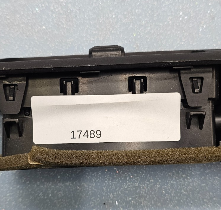 🔥08-11 Ford Focus Front Upper Center Dash Dual Air Vent Bezel Trim Panel Black