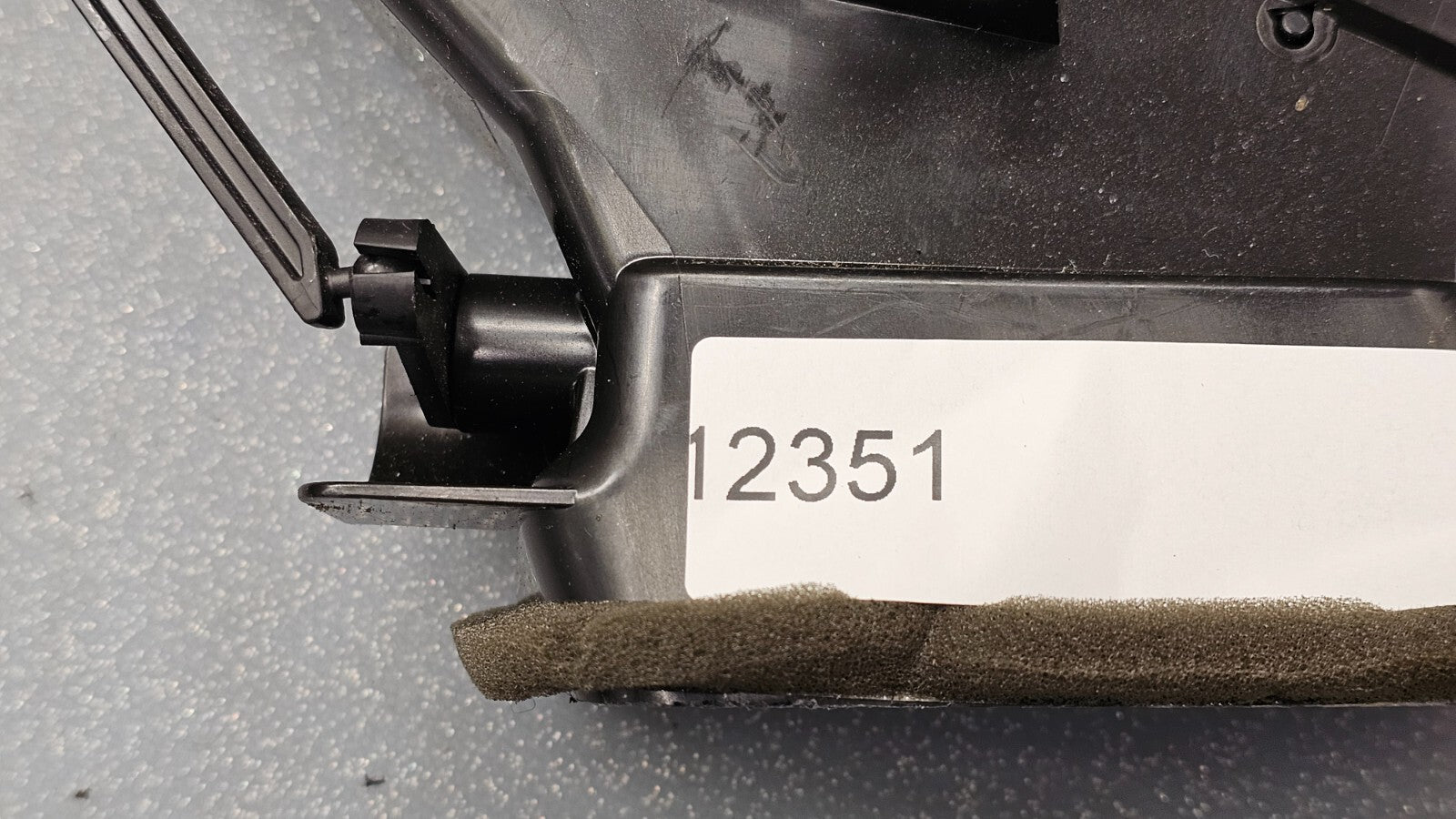 🔥10-17 CHEVROLET EQUINOX Dash  Left Driver AIR VENT Heater Conditioning Black
