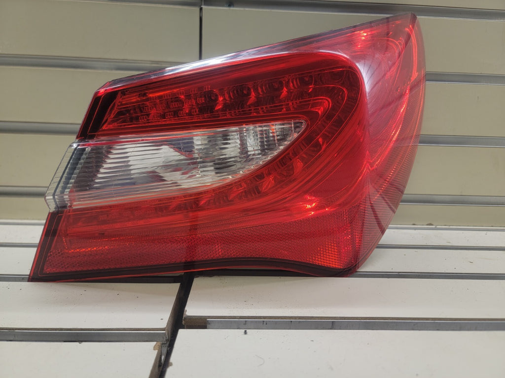🔥2011 - 2014 Chrysler 200 Tail Light taillight tail lamp passenger side right