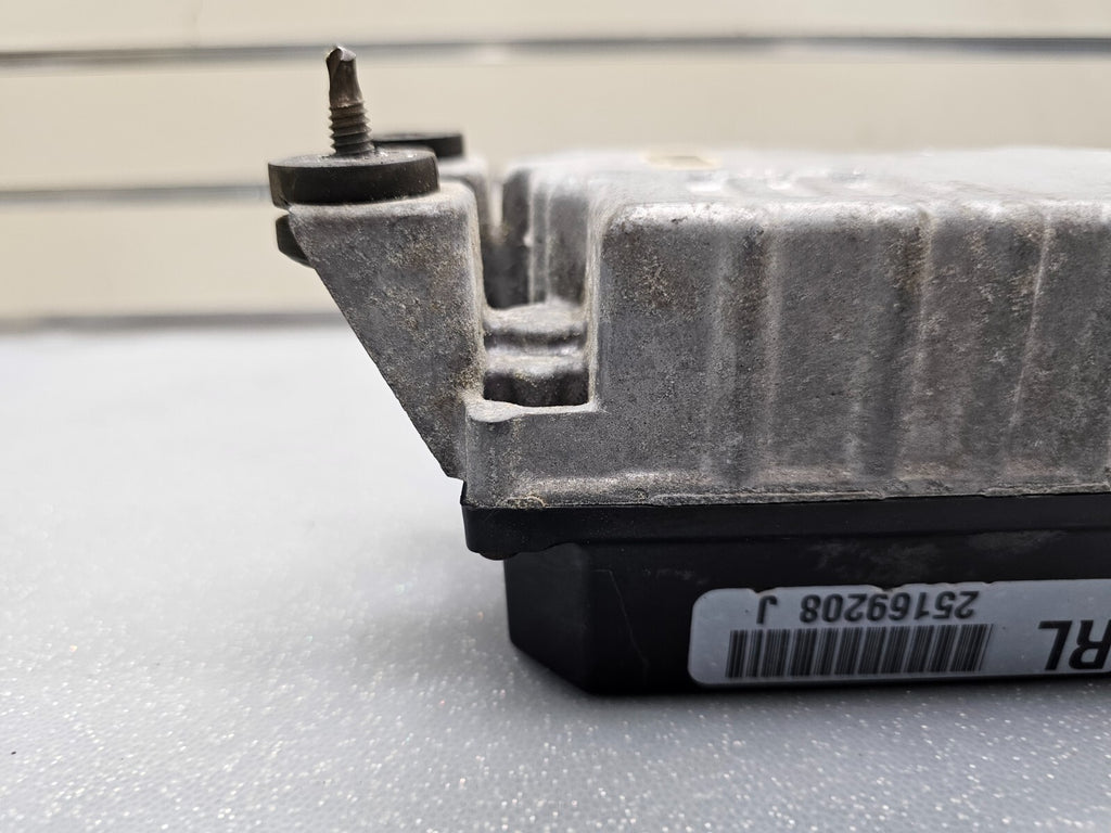 99-02 SILVERADO TAHOE SIERRA FRONT CRUISE SPEED CONTROL MODULE UNIT FIREWALL OEM