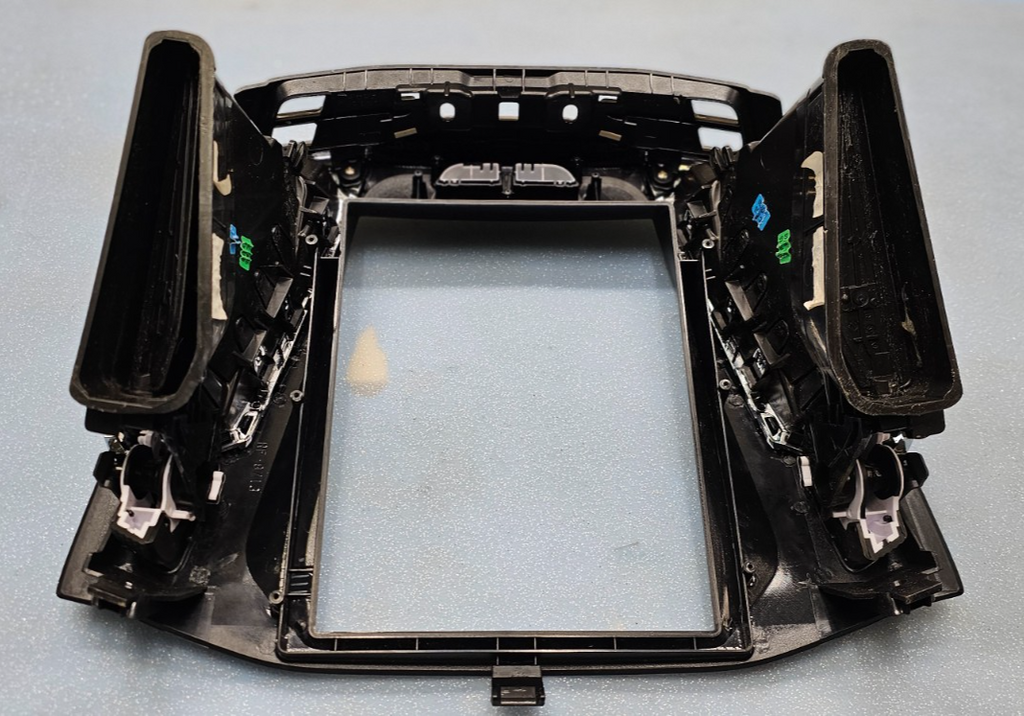 🔥12-14 FORD FOCUS CENTER DASH RADIO DISPLAY PANEL SURROUND BEZEL TRIM BLACK OEM