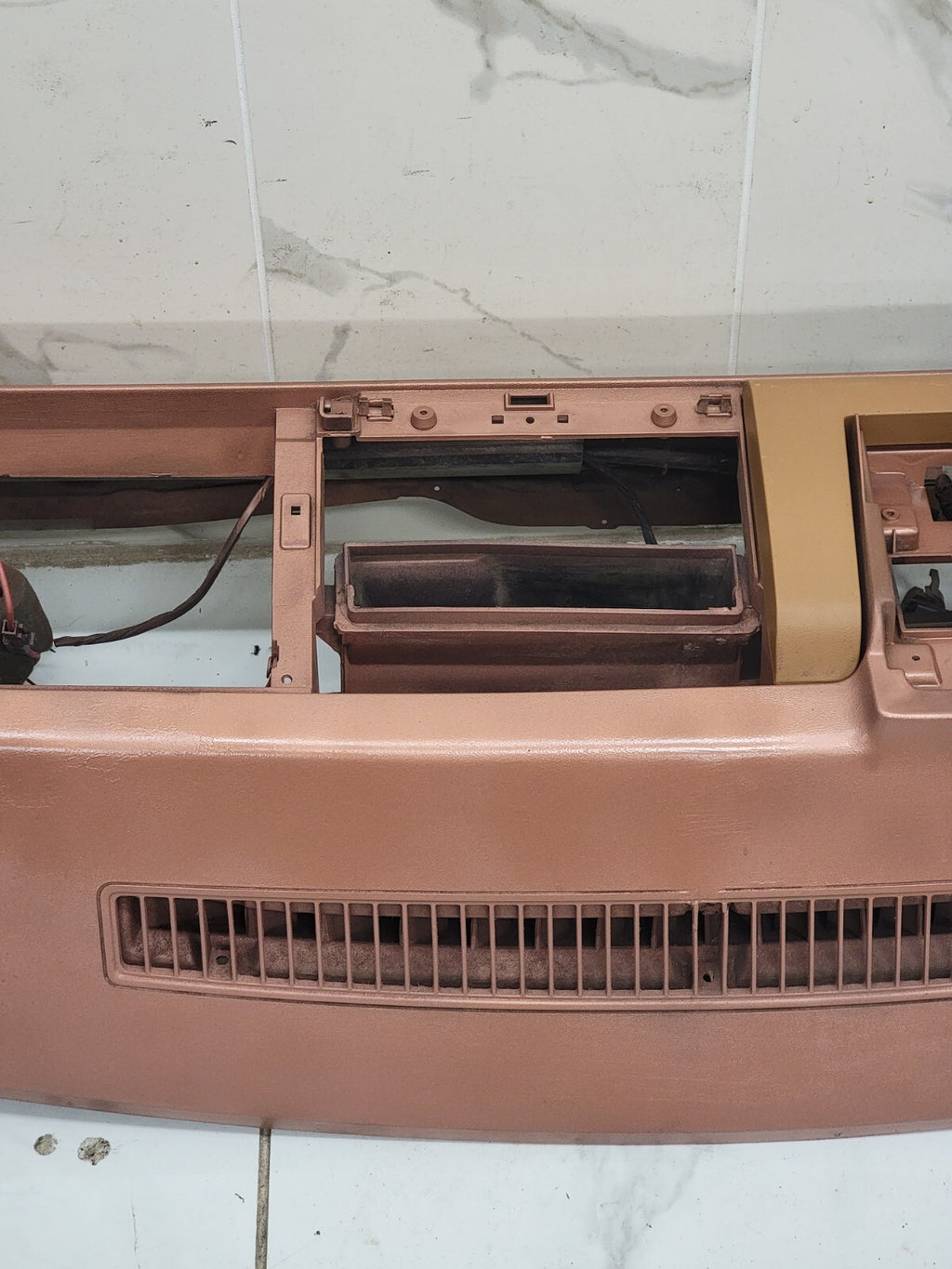 🔥1988-1994 CHEVY GMC C/K SUBURBAN BLAZER Dashboard DASH CORE BROWN/DARK TAN DB1