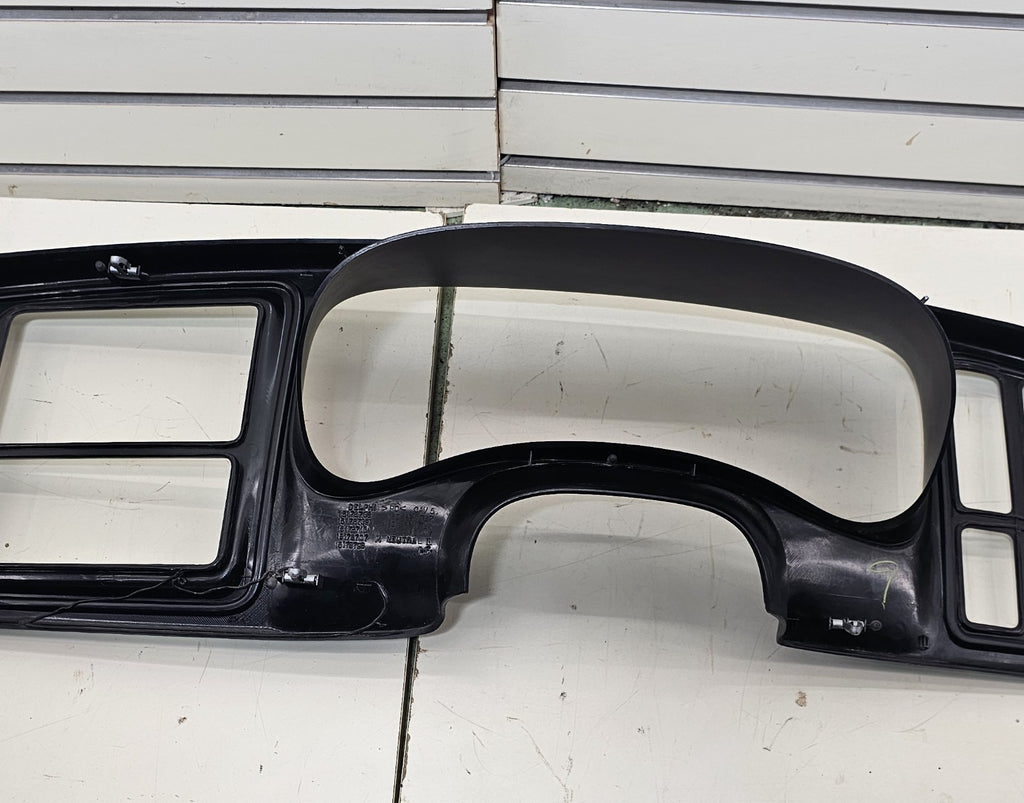 03-06 CHEVY GMC INSTRUMENT Cluster Speedo Dash Trim PANEL Radio Bezel Graphit C5