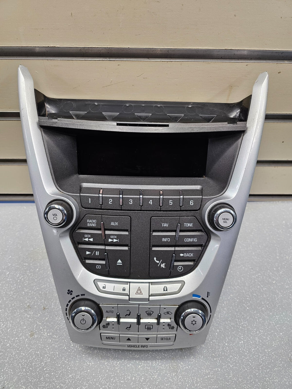 🔥10-11 Chevy Equinox /GMC Terrain Radio Face Climate Control Panel Bezel SILVER