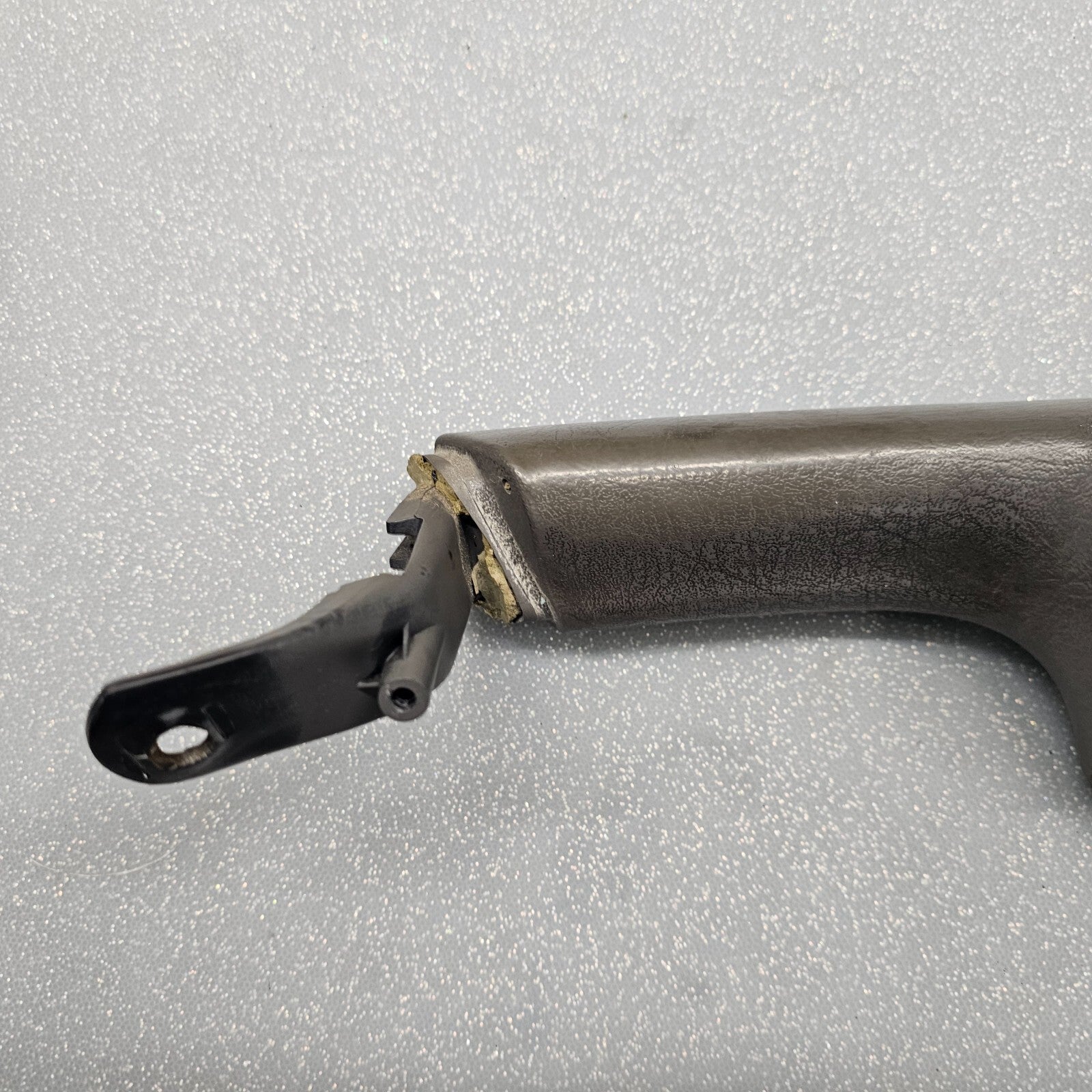 🔥02-09 TRAILBLAZER Door Panel ARMREST Pull Handle Front LEFT Driver GRAY H4