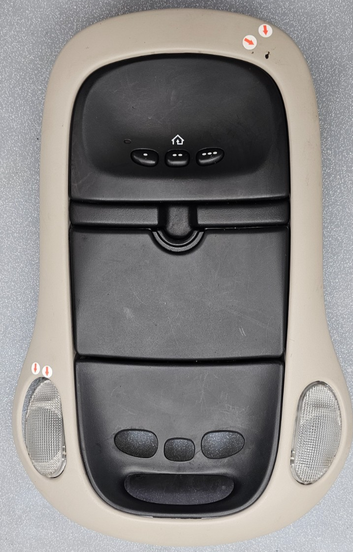 🔥97-00 DODGE CARAVAN VOYAGER OVERHEAD DOME LIGHT COMPARTMENT LAMP TAN OEM
