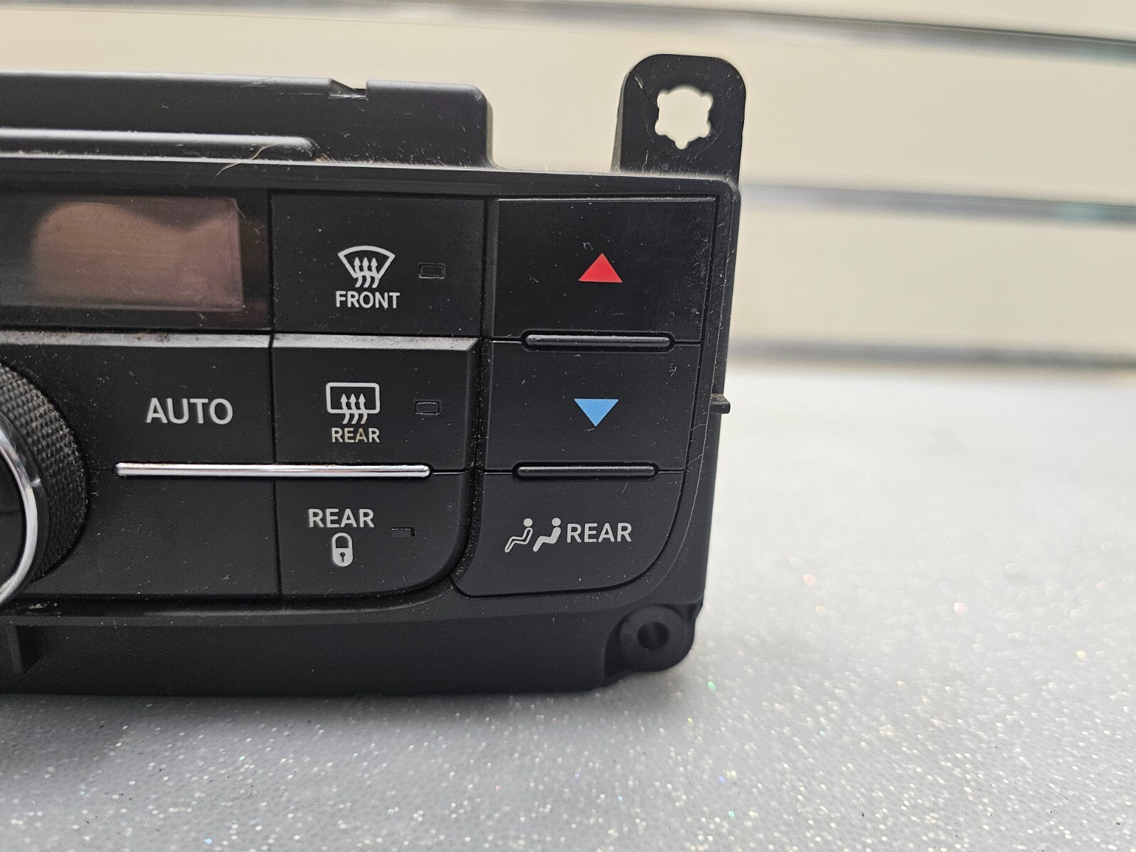 🔥11-13 Dodge Durango Dash AC Heater Climate Temperature Control Conditioner OEM