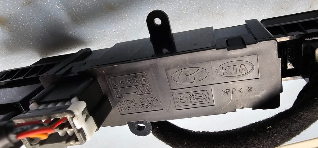 🔥06-10 Kia Sportage Hazard Switch Control Dash Digital Clock Display Time Black