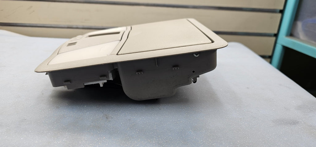 🔥07-14 Maxima Murano Altima Overhead Console Storage Dome Map Lamp TAN
