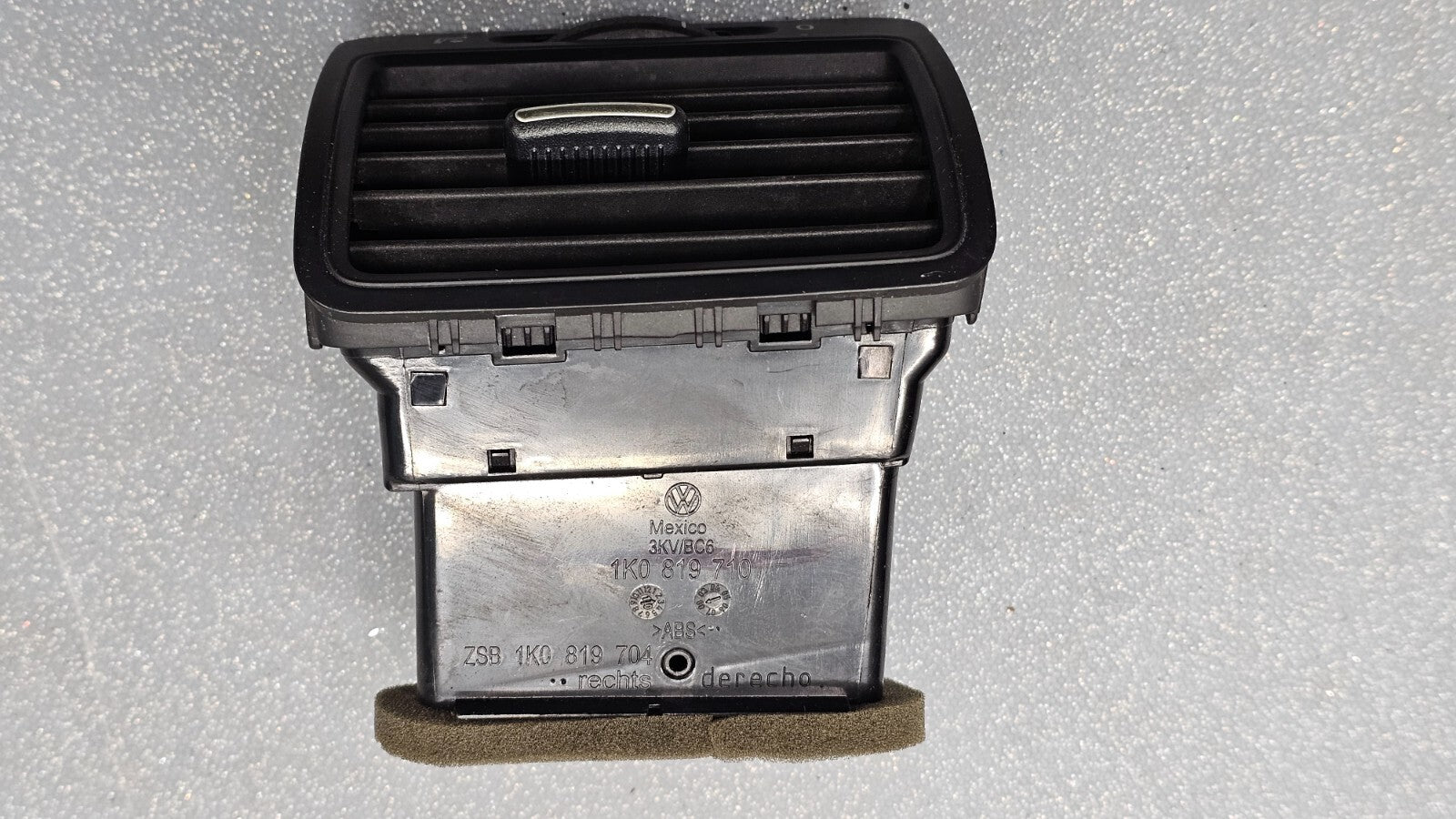 🔥05-10 VOLKSWAGEN JETTA FRONT CENTER DASH RIGHT PASSENGER AIR VENT HEATER BLACK