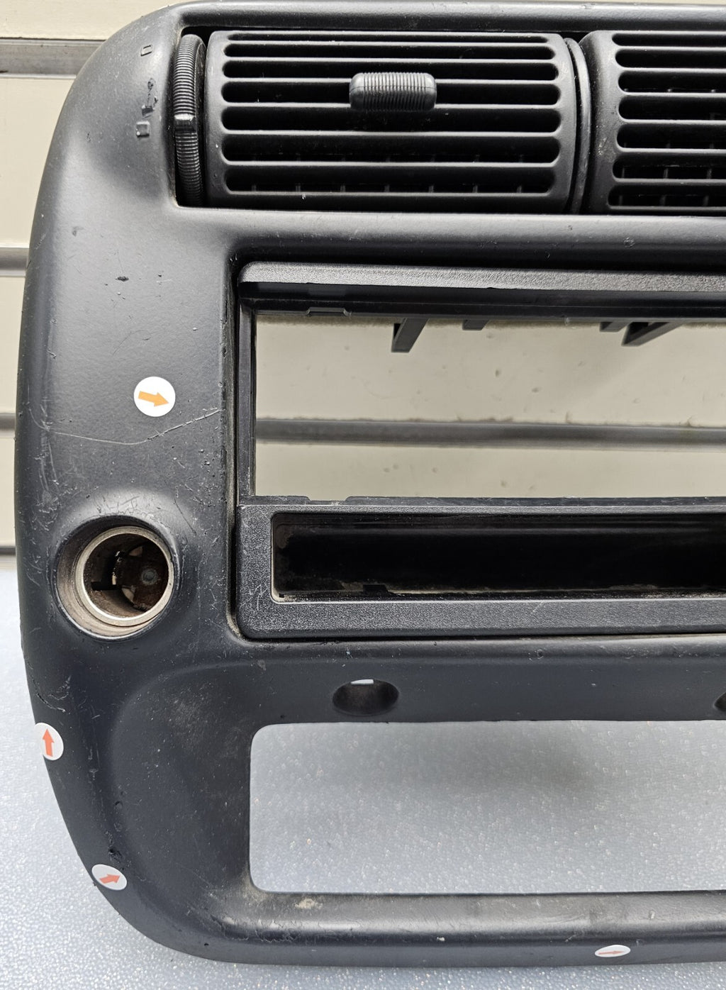 95-10 Ranger EXPLORER Center Dash Radio Stereo Display Bezel Trim Panel BLACK B2