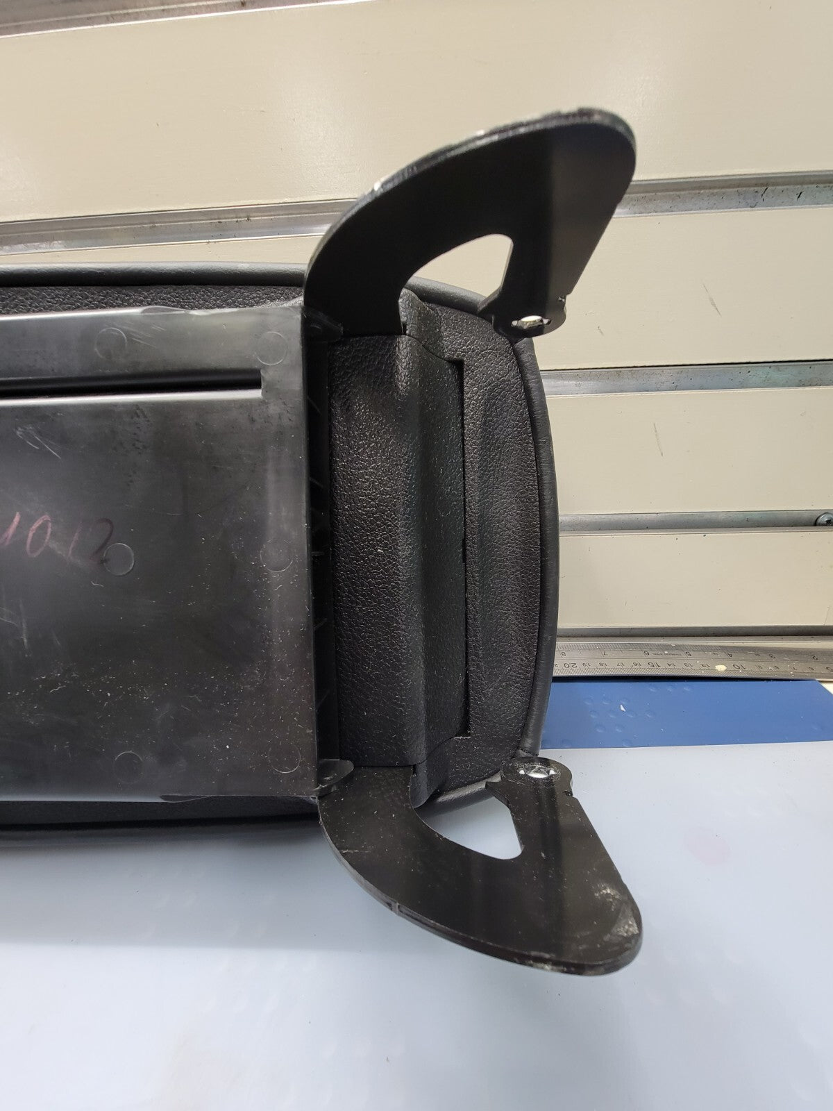 🔥09-14 NISSAN MURANO CENTER CONSOLE ARM REST LID PAD COVER BLACK LEATHER OEM