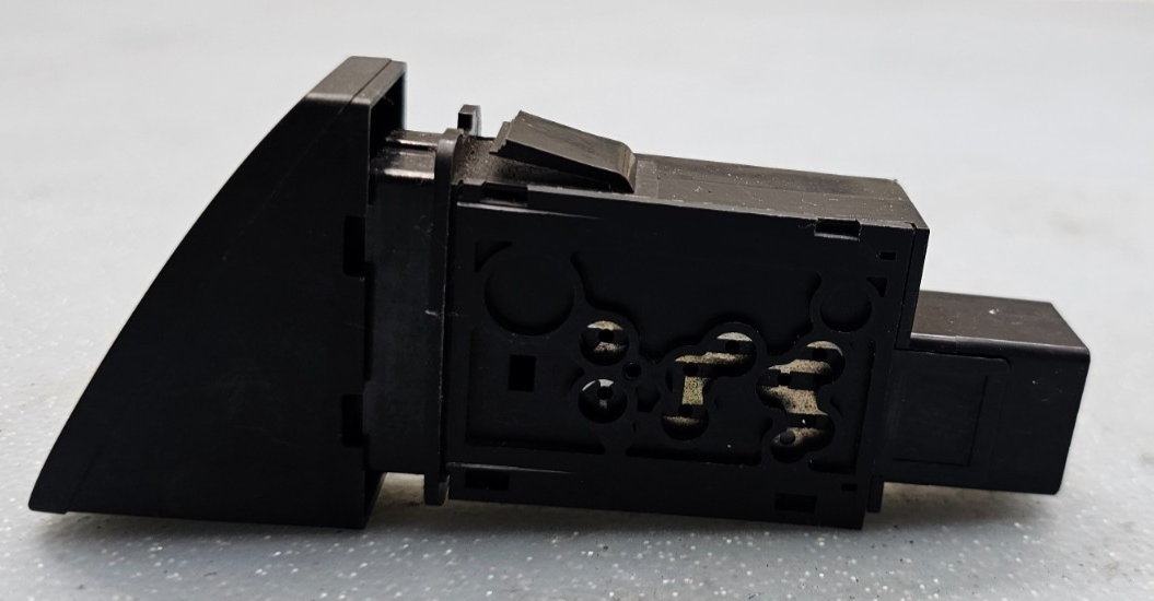 🔥2009-2013 MAZDA 6 DASH HAZARD LIGHT LAMP CONTROL SWITCH BLACK OEM