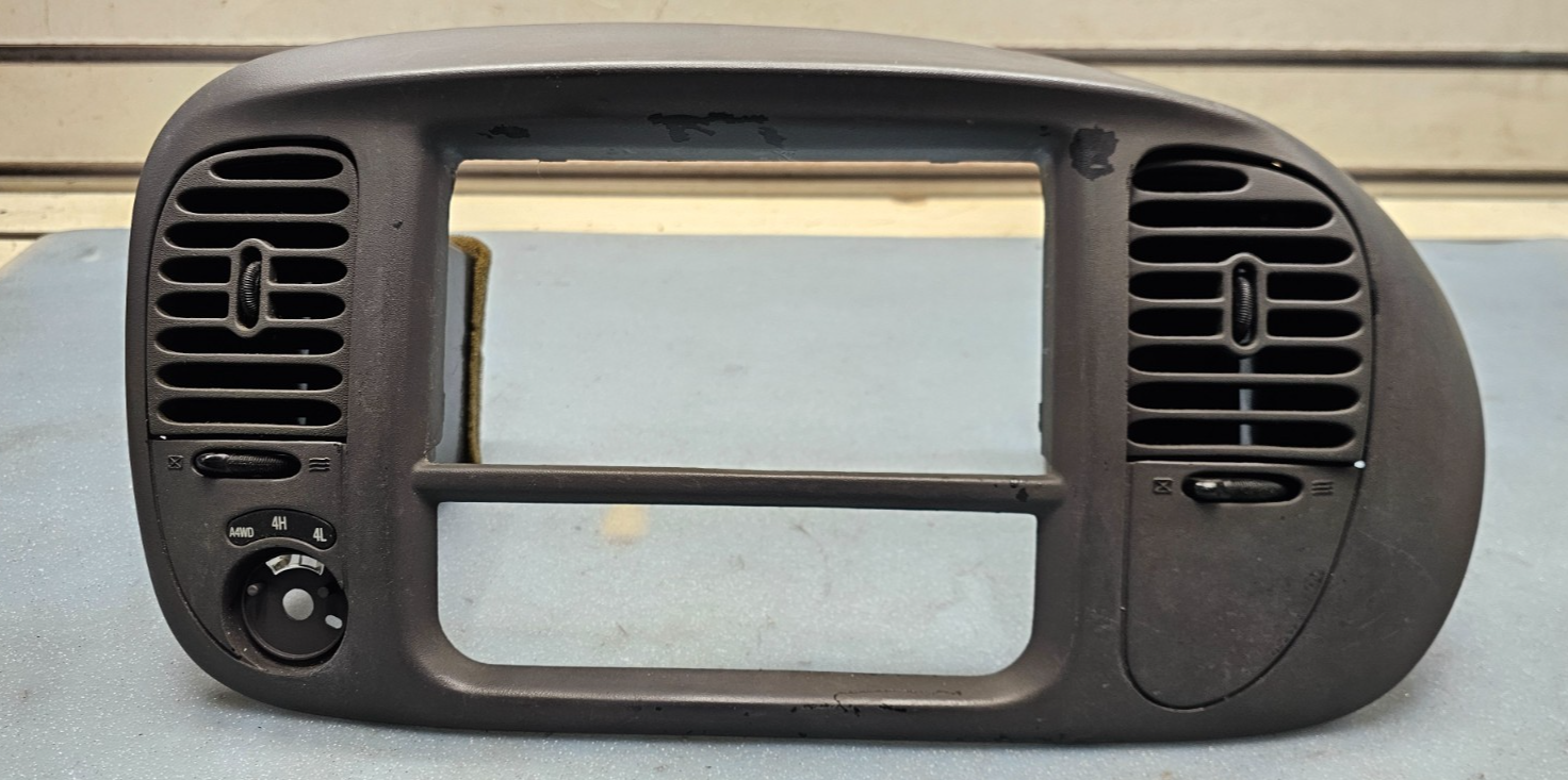 🔥97-03 Ford F150 Center Dash FM Radio Climate Trim Stereo BEZEL Panel DK Gray