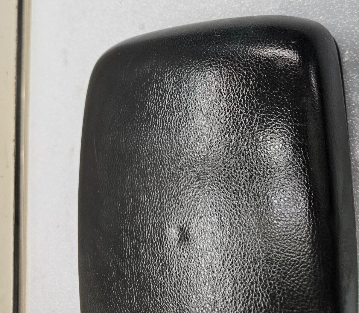 🔥07-13 Suzuki Grand VITARA Center Console Floor Lid Armrest Assembly Graphite
