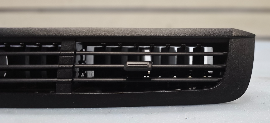 🔥08-11 Ford Focus Front Upper Center Dash Dual Air Vent Bezel Trim Panel Black