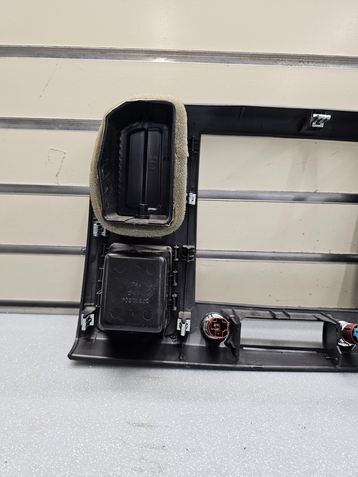 🔥07-14 Silverado SIERRA Center Dash Radio Bezel AC Climate Trim Panel BLACK B6