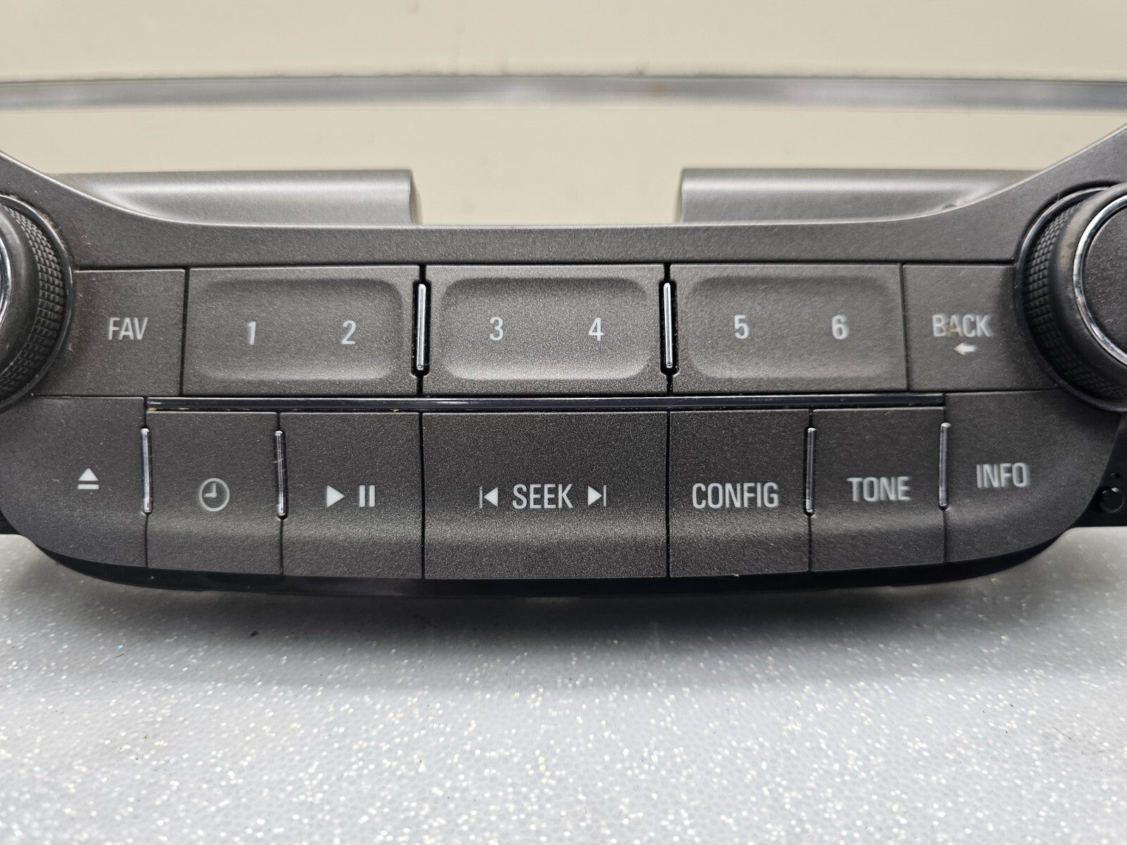 🔥13-15 Chevrolet Malibu Dash Front Center AM FM Radio Control Panel OEM