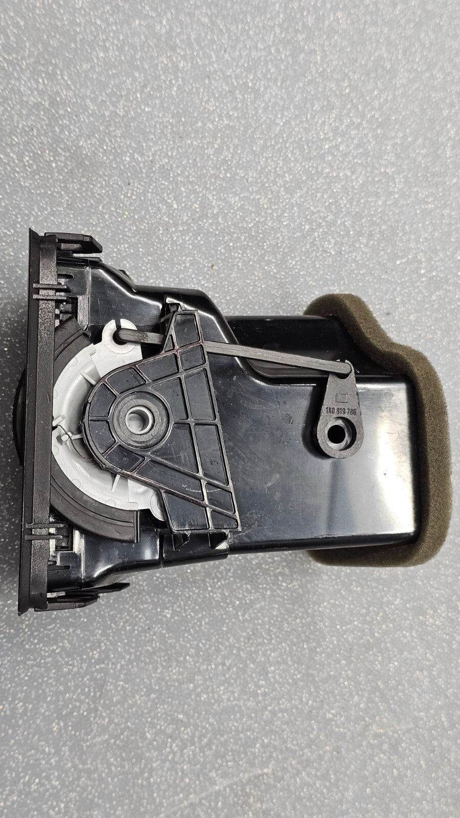 🔥05-10 VOLKSWAGEN JETTA FRONT CENTER DASH RIGHT PASSENGER AIR VENT HEATER BLACK
