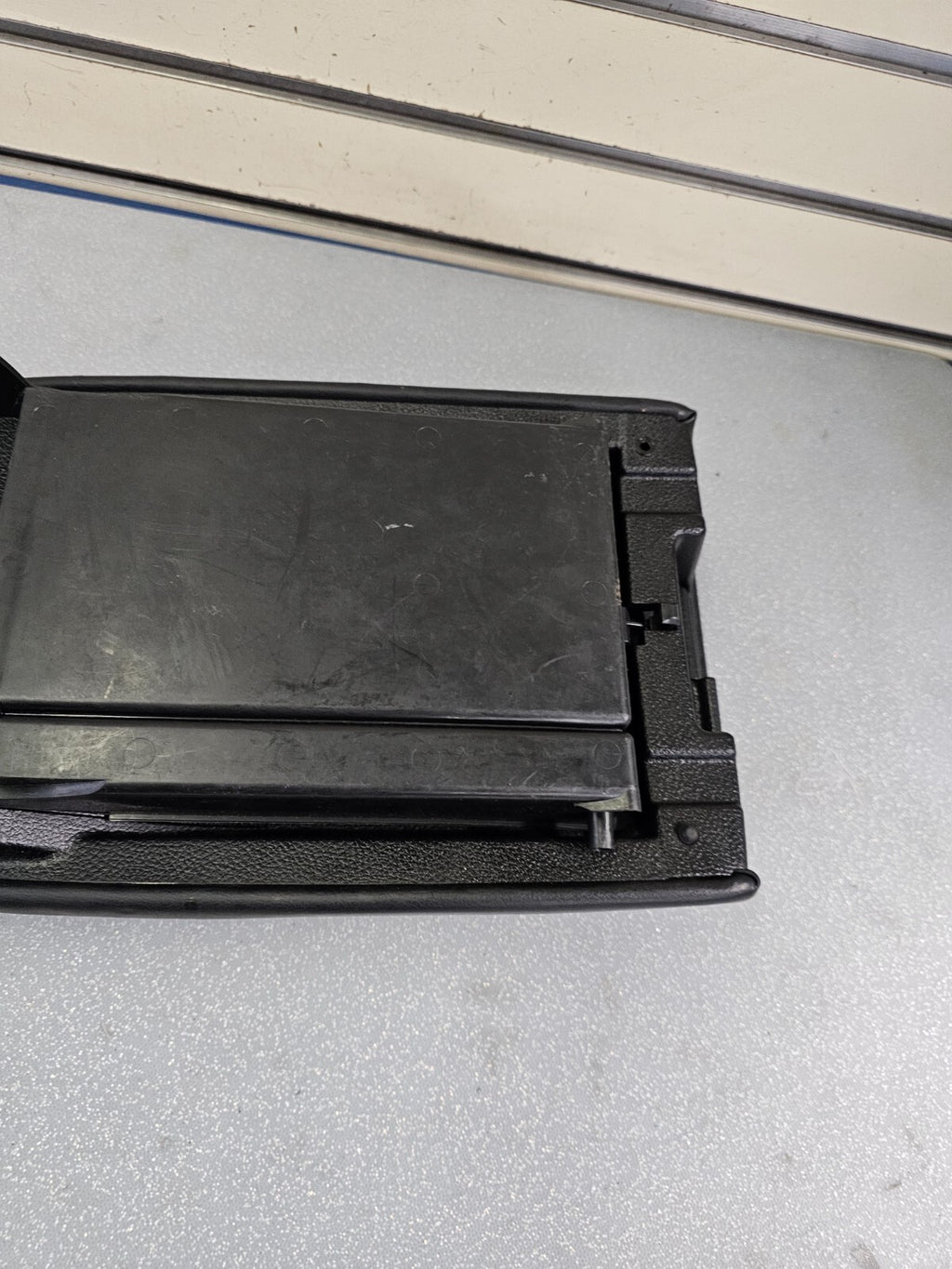 🔥09-14 NISSAN MURANO CENTER FRONT CONSOLE ARM REST LID PAD COVER LEATHER OEM