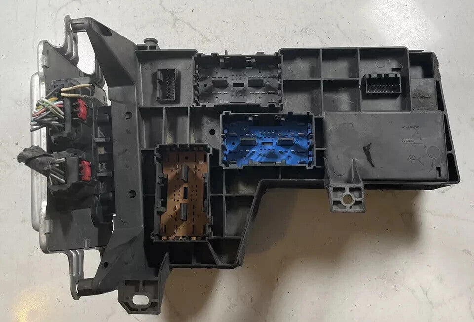 🔥05-07 Dodge Dakota Truck 4.7L 3.7L Fuse Box Fusebox Engine OEM