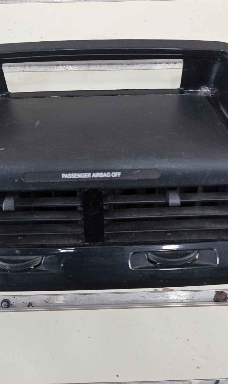 🔥08-12 ESCAPE MARINER TRIBUTE CENTER DASH BEZEL TRIM A/C AIR VENTS BLACK OEM
