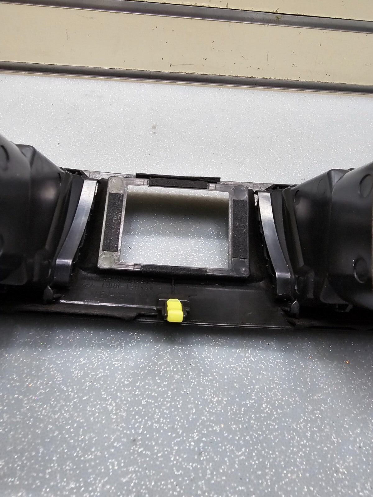 🔥08-13 Toyota Highlander Center Dash AC Air Vents Trim Bezel Assembly Black OEM