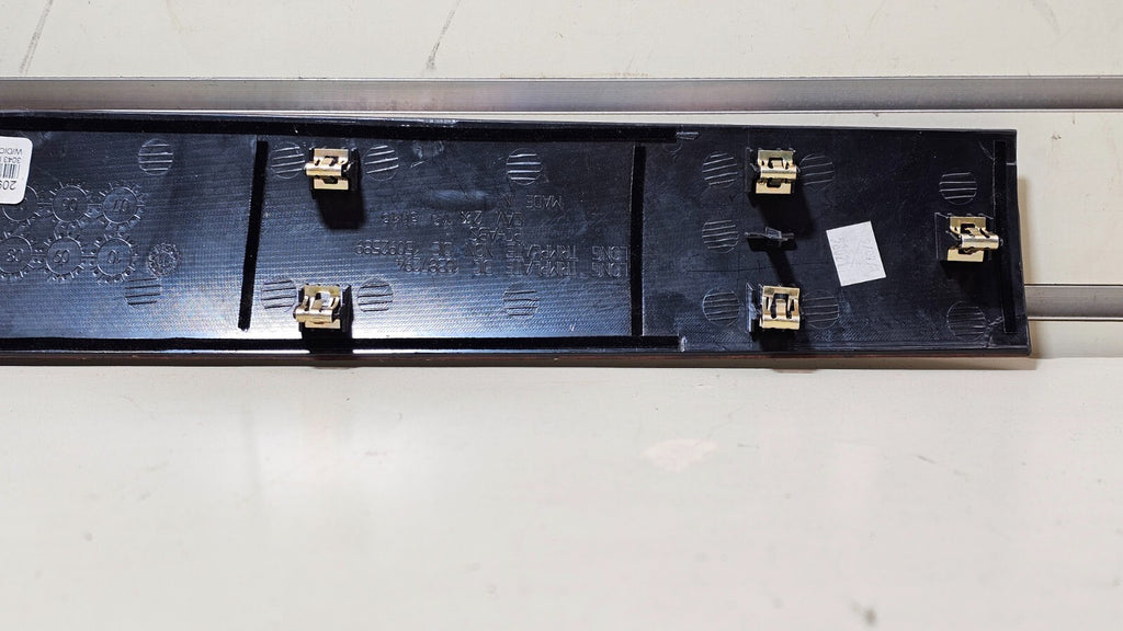 🔥07-13 Suburban TAHOE YUKON Dash Radio Bezel Trim RIGHT Panel w/ Vent WOOD B36