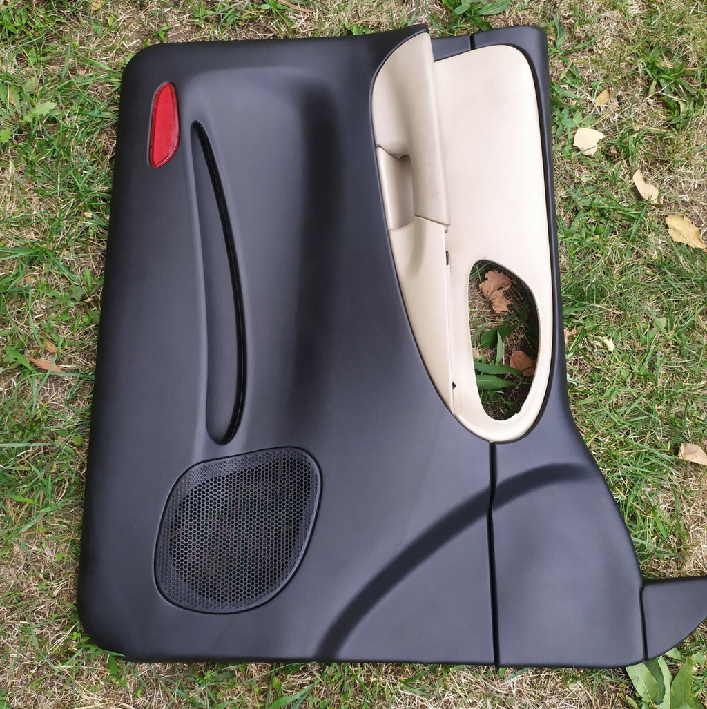 🔥2002-2009 CHEVY TRAILBLAZER Door Panel  Front LEFT Driver Armrest BLACK Tan D8