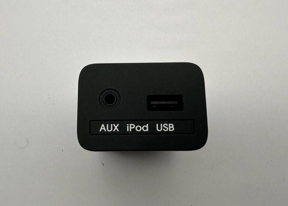 🔥11-13 Kia Optima Center Console Auxiliary AUX USB iPod Jack Adapter Port OEM