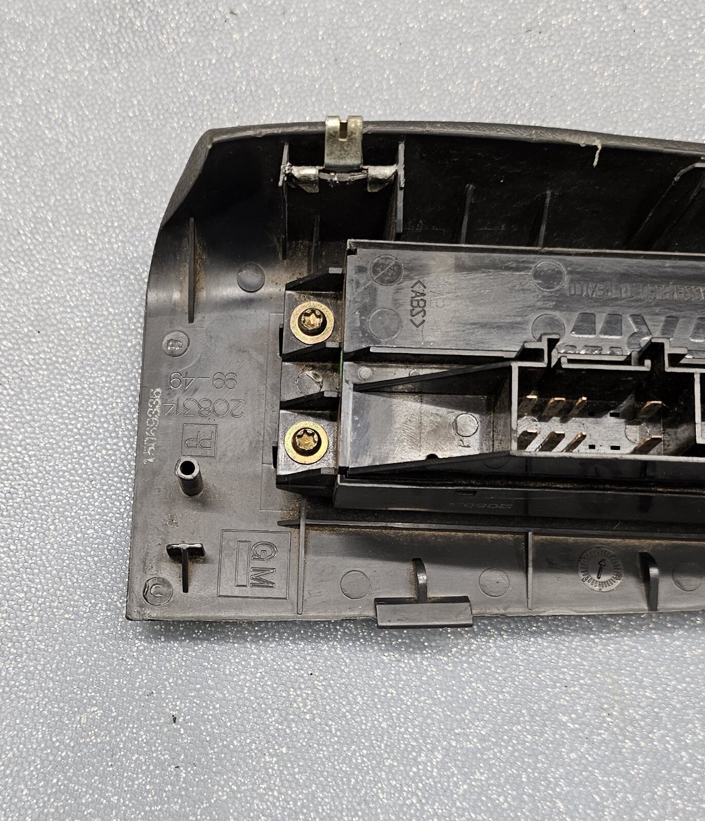 99-02 Silverado SIERRA Door Master Power Window Switch LEFT Driver GRAPHITE WS3