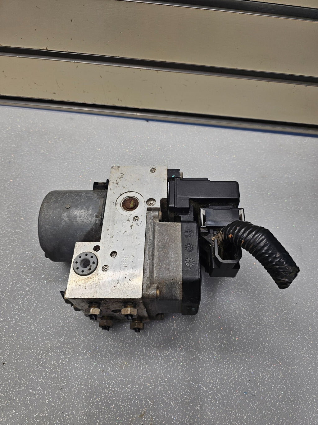 🔥1998-2002 LINCOLN TOWN CAR ABS PUMP ABS CONTROL MODULE ASSEMBLY