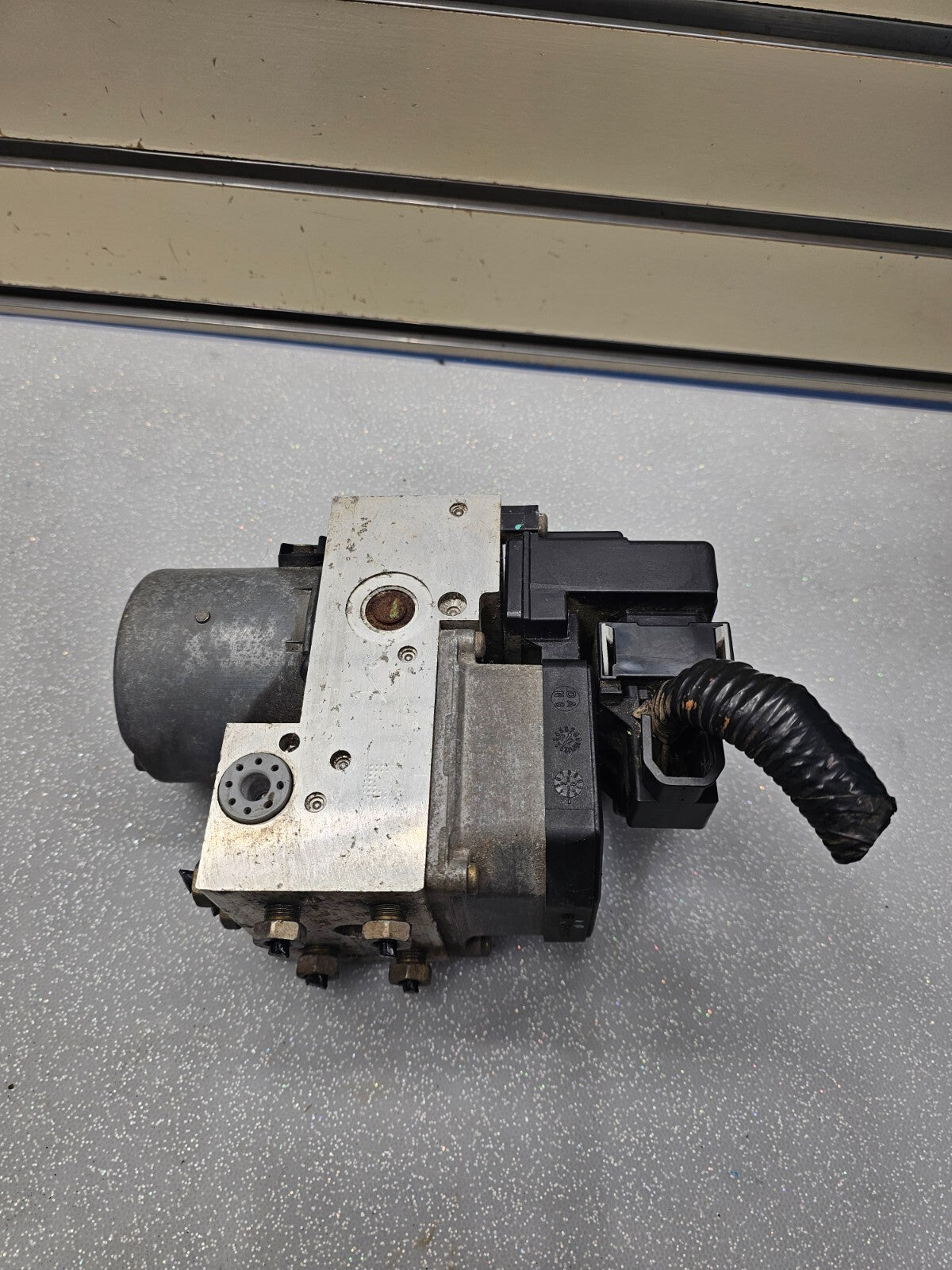 🔥1998-2002 LINCOLN TOWN CAR ABS PUMP ABS CONTROL MODULE ASSEMBLY