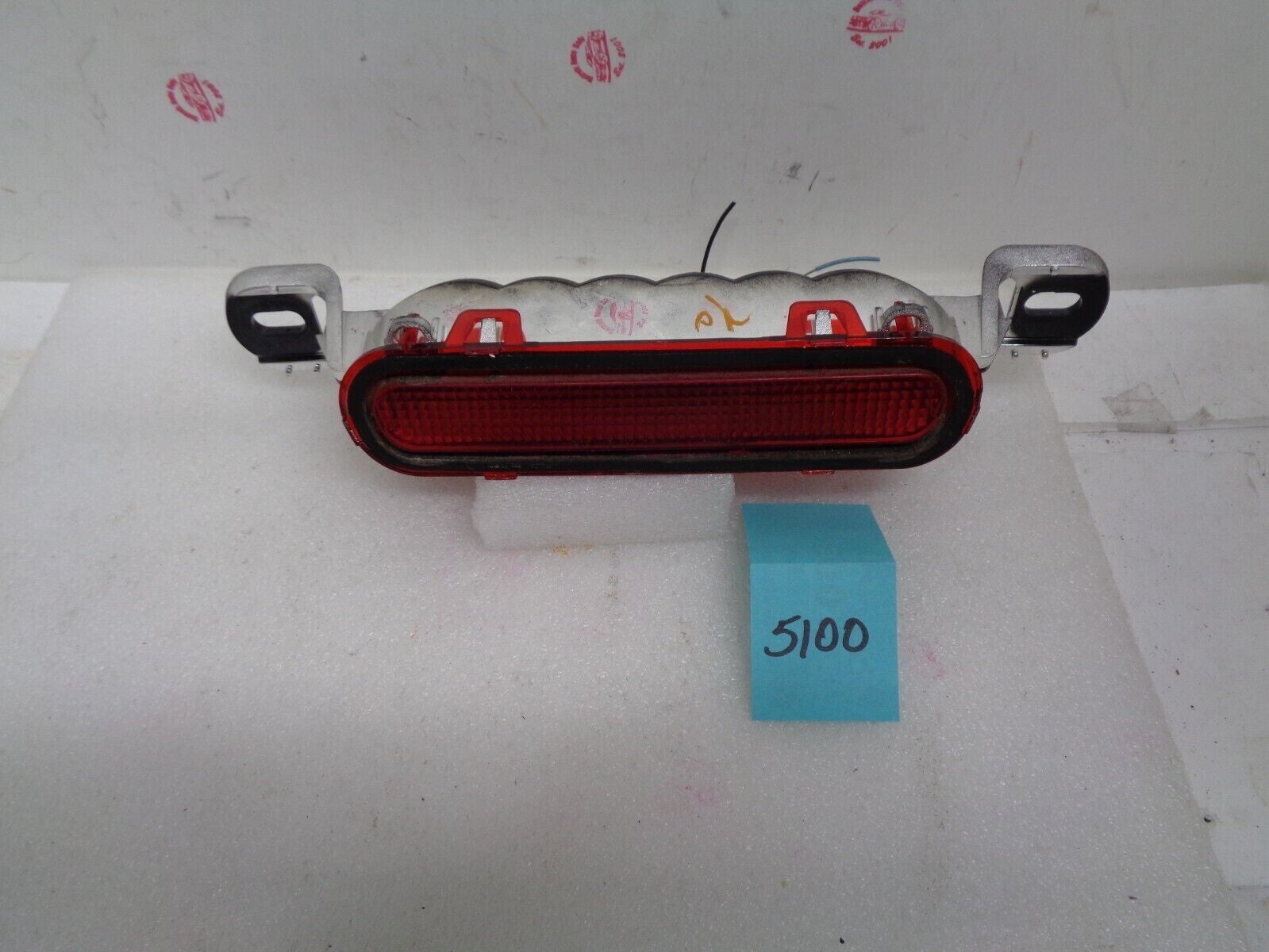 🔥2006-2013 Chevrolet Impala Third Brake LED Light High Mount Stop Lamp 15837091