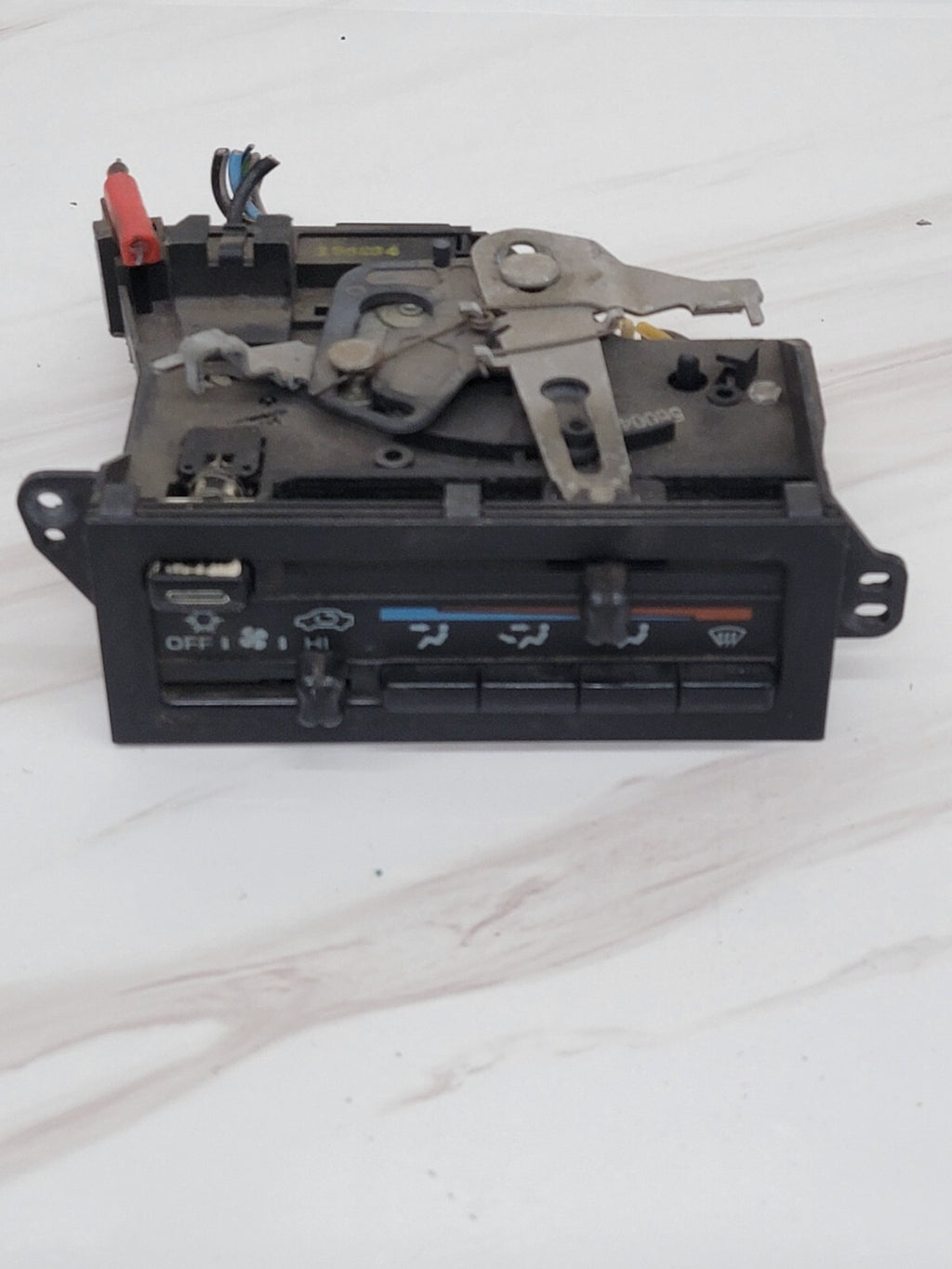 🔥1996 - 1998 FORD MAVERICK AC HEATER CONTROL PANEL / 5971030769 - BLACK