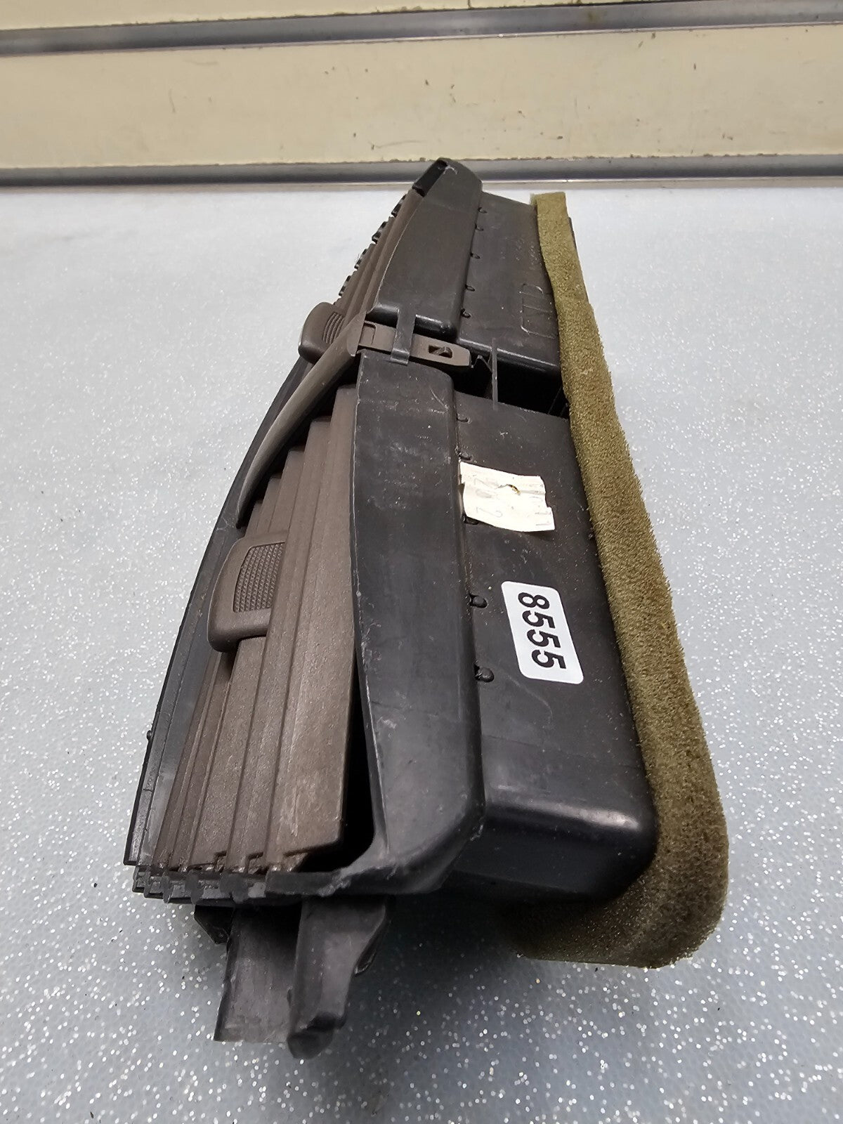 🔥08-12 Chevy MALIBU Dash A/C Heater AIR VENT Front Center Bezel Trim Brown VT46