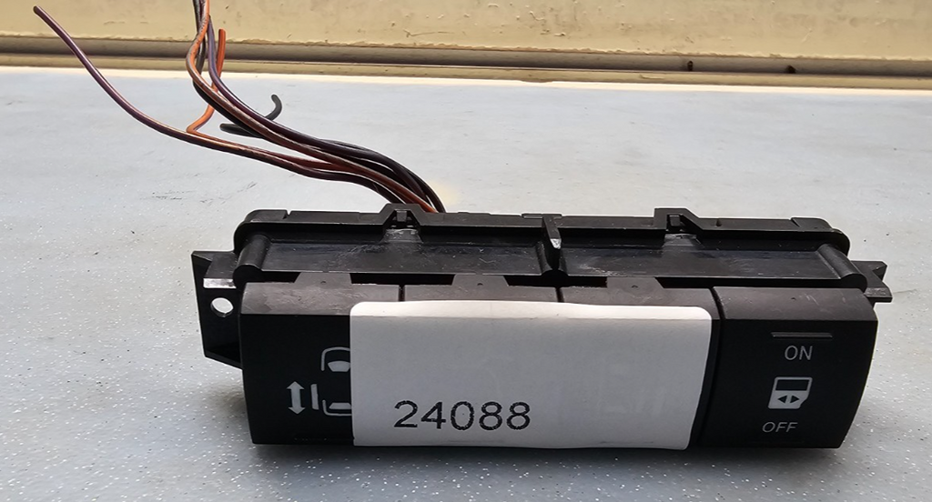 🔥08-16 Town Country Grand Caravan Door Lock Controls Liftgate Switch Assembly