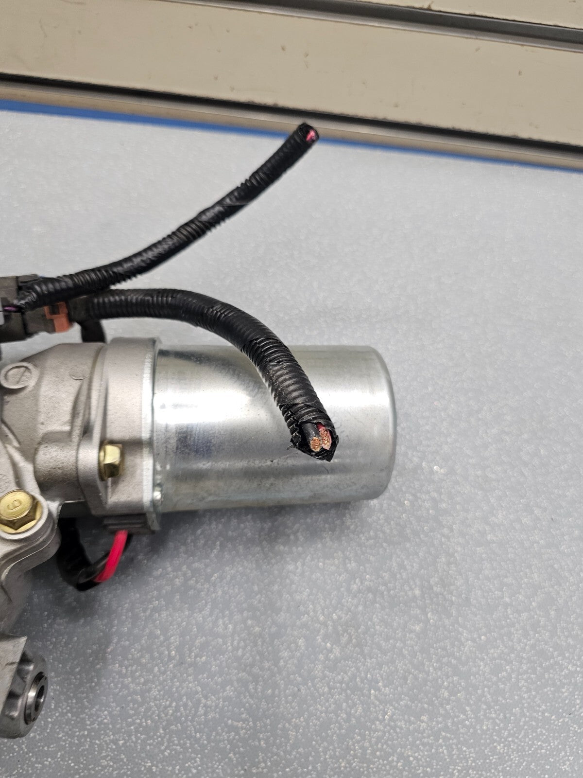 🔥2002-2007 Saturn Vue /Torrent / Equinox Electric Steering Pump Motor Assist