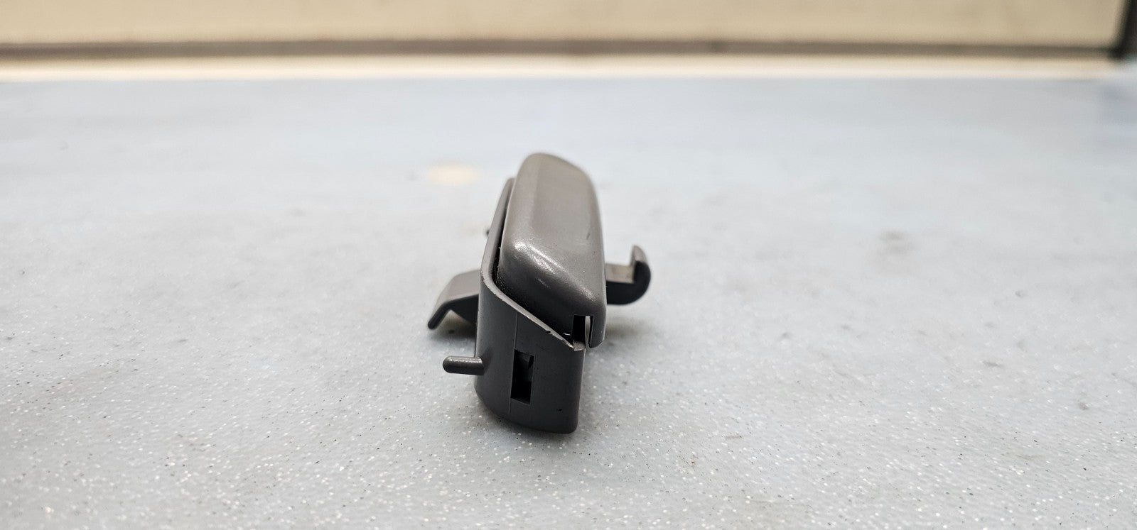 🔥02-08 TOYOTA CAMRY SOLARA LEXUS ES330 CENTER CONSOLE LID ARMREST LATCH DK TAN