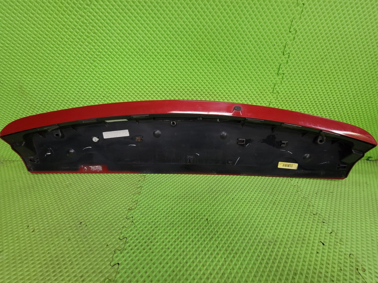 🔥11-20 Dodge Grand Caravan Rear Upper Hatch Spoiler Wing Mount Break Light RED