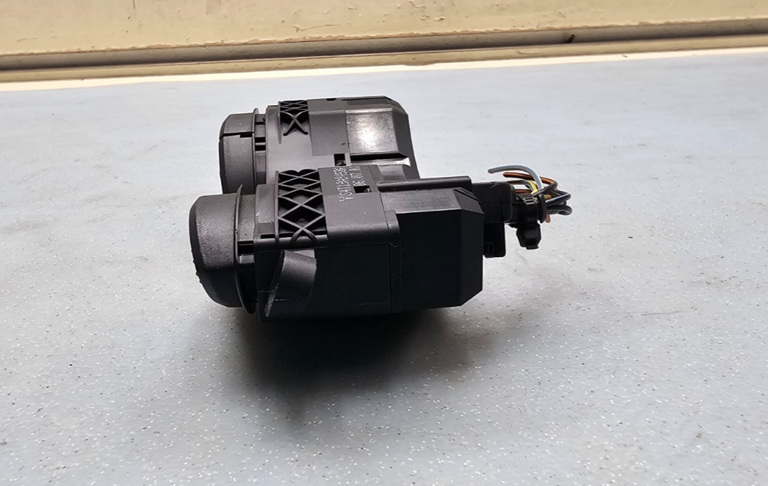 🔥00-04 Ford Focus AC Heater Climate Temperature Air Rear Defrost Dash Switch