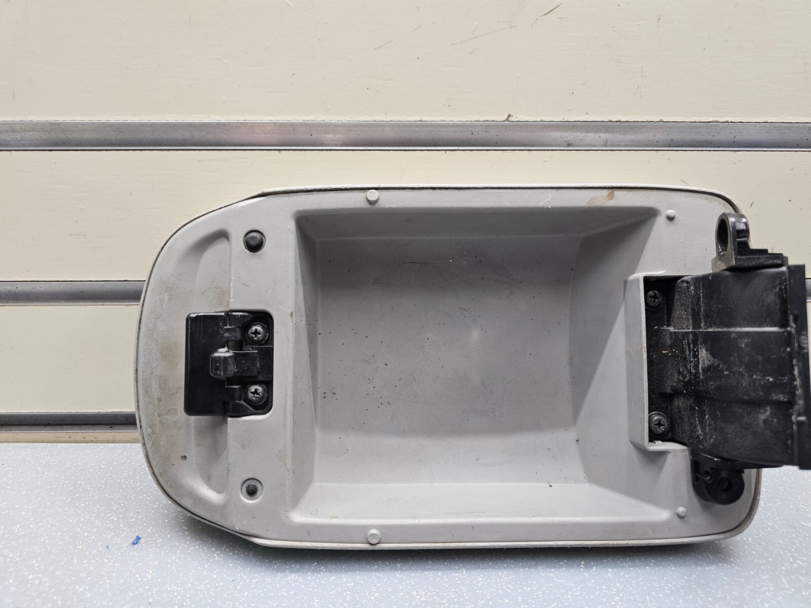 🔥09-13 TOYOTA COROLLA CENTER CONSOLE ARM REST LID TOP PAD COVER GRAY ASSEMBLY