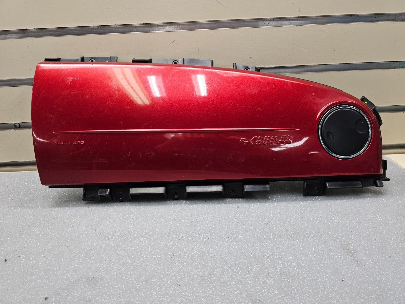 🔥06-10 Chrysler PT Cruiser Right Passenger Dash Bezel Cover Code ARBAG Red OEM