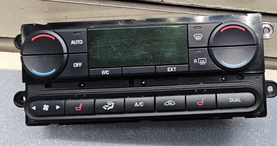 🔥07-10 Edge Dash Center A/C Heater Control Temperature Climate Control Unit