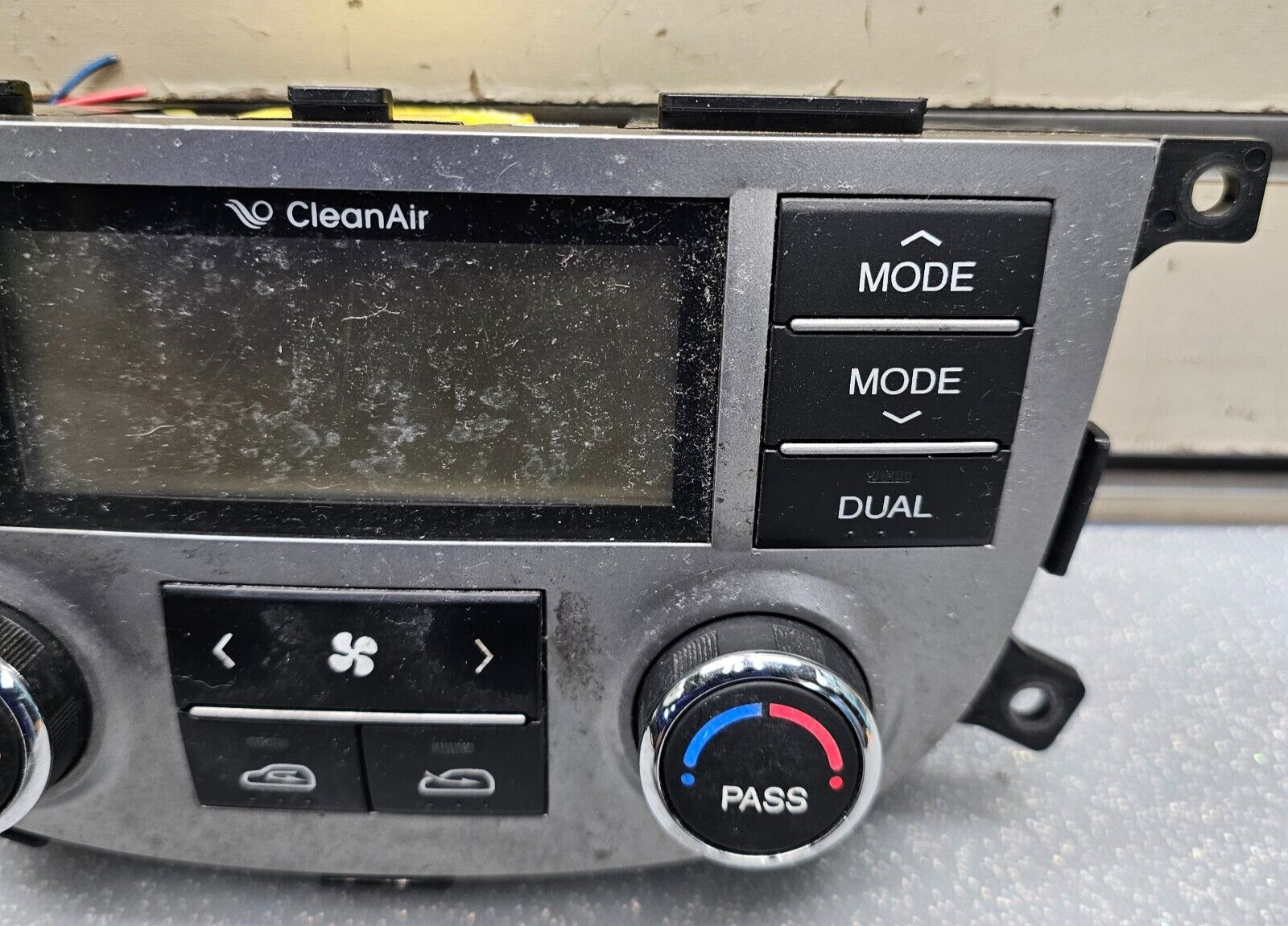 🔥10-12 Hyundai Santa Fe Dash AC Heater Climate Temperature Control Conditioner
