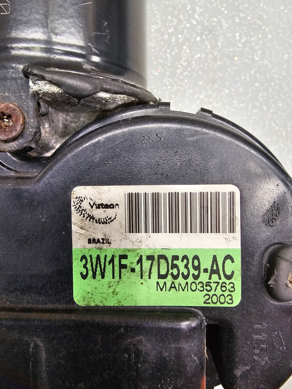 🔥2003-2006 Lincoln Town Car Grand Marquis Front Windshield Wiper Motor Assembly