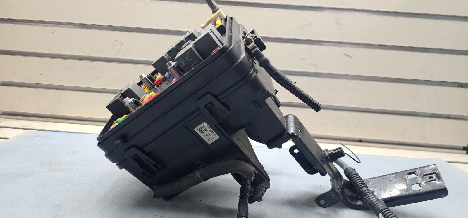 🔥2012 EQUINOX TERRAIN 2.4L ENGINE WIRING FUSE BOX RELAY MODULE JUNCTION BLOCK