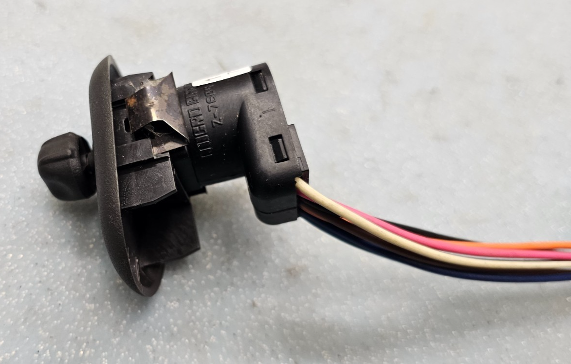 🔥02-09 TRAILBLAZER ENVOY A LEFT DRIVER POWER MIRROR DOOR CONTROL SWITCH BLACK